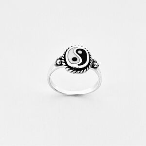 Silver Oval Yin Yang Ring with Braid and Dots, Silver Rings, Yoga, Balance Life